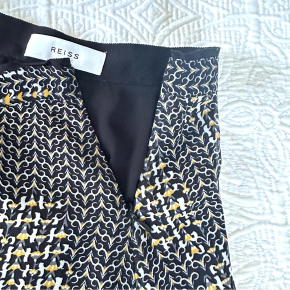 Reiss Muriel Mini Skirt Sz 4 NWOT - Picture 7 of 11